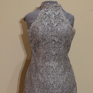 ALYCE lace short fitted opal gray size 4 evening dress